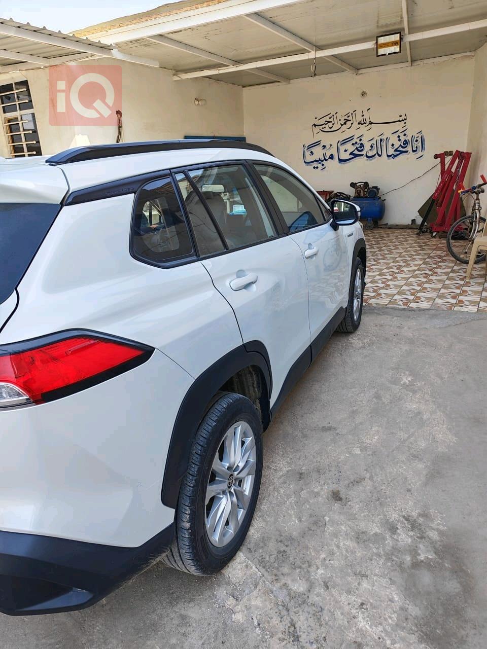 تۆیۆتا کۆرۆلا کرۆس